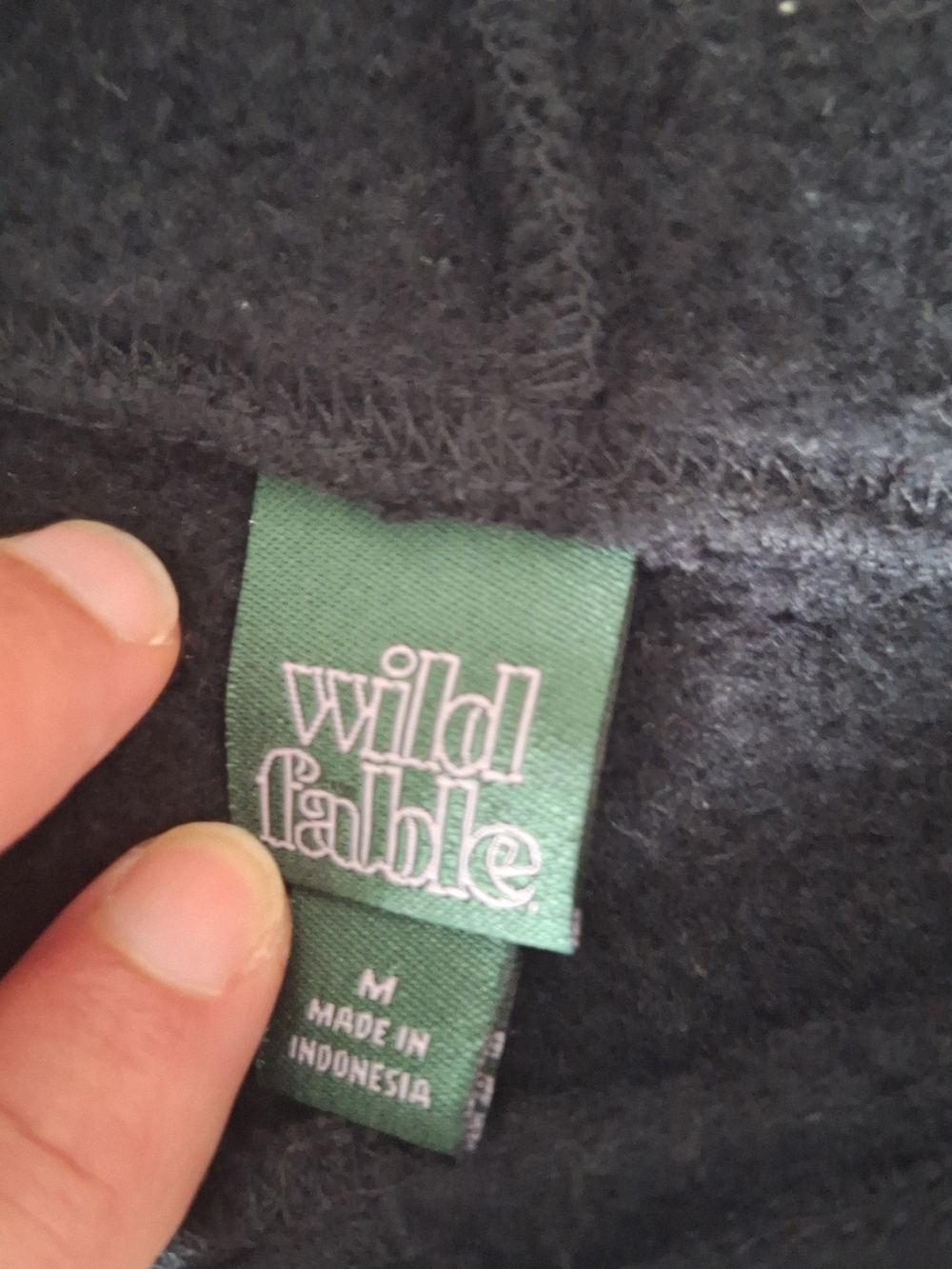 Wild Fable™ Women's Crop Long Sleeve Hoodie with Drawstring - Size: M - Picture 4 of 7